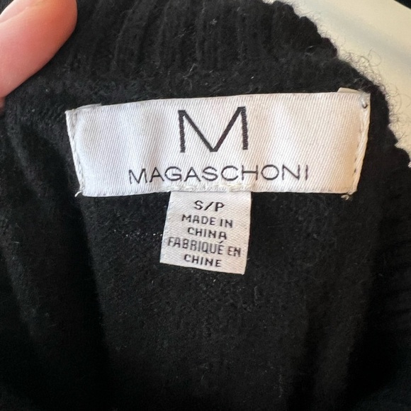 Magaschoni 100% Cashmere Turtle Neck Sweater Size S Black Combo - Picture 5 of 7